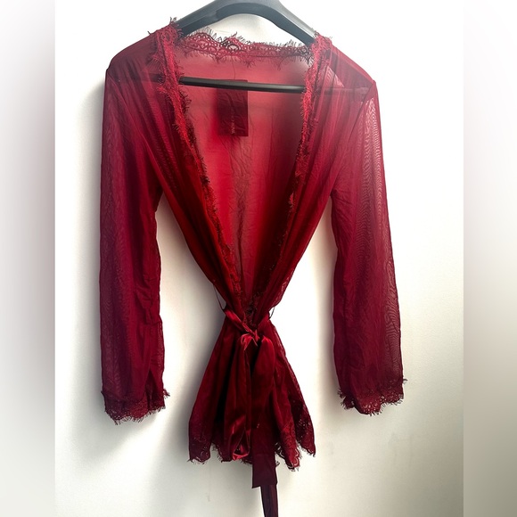 Burgundy Lingerie Robe - Picture 6 of 10